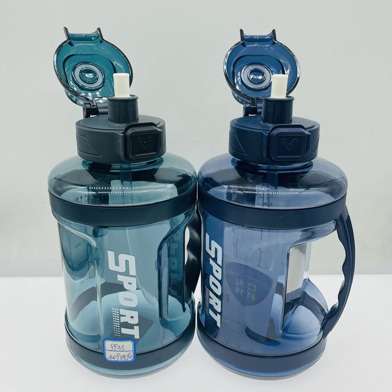 Yili 9933 olla espacial hervidor deportivo de gran capacidad 2200ml sitio de construcción Oficina hogar mango olla de plástico