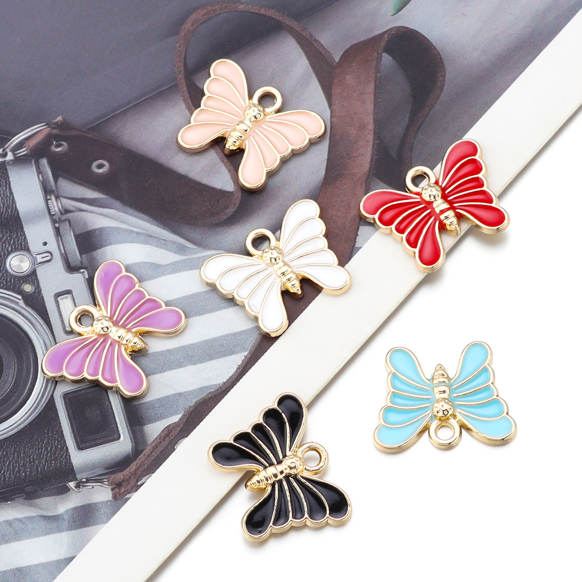 26g Weight Pendant Jewelry Making Type DIY Jewelry Accessories Classification 10 PCS/Package Quantity Alloy Material Butterfly Pattern Enamel Design IG Style, Simple Style Style 10 PCS/Package Alloy Butterfly Pendant 1