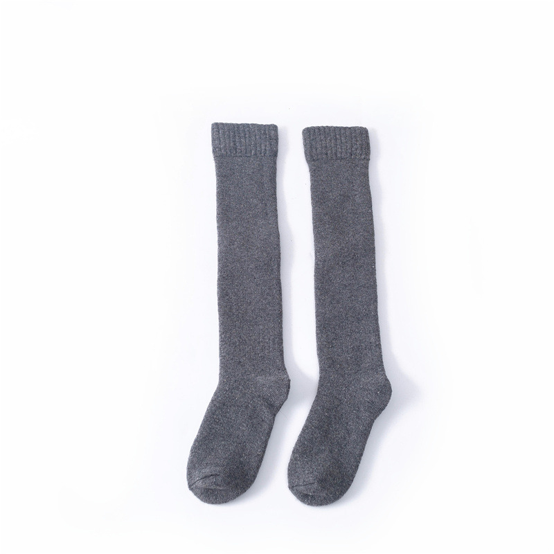 Женская серая