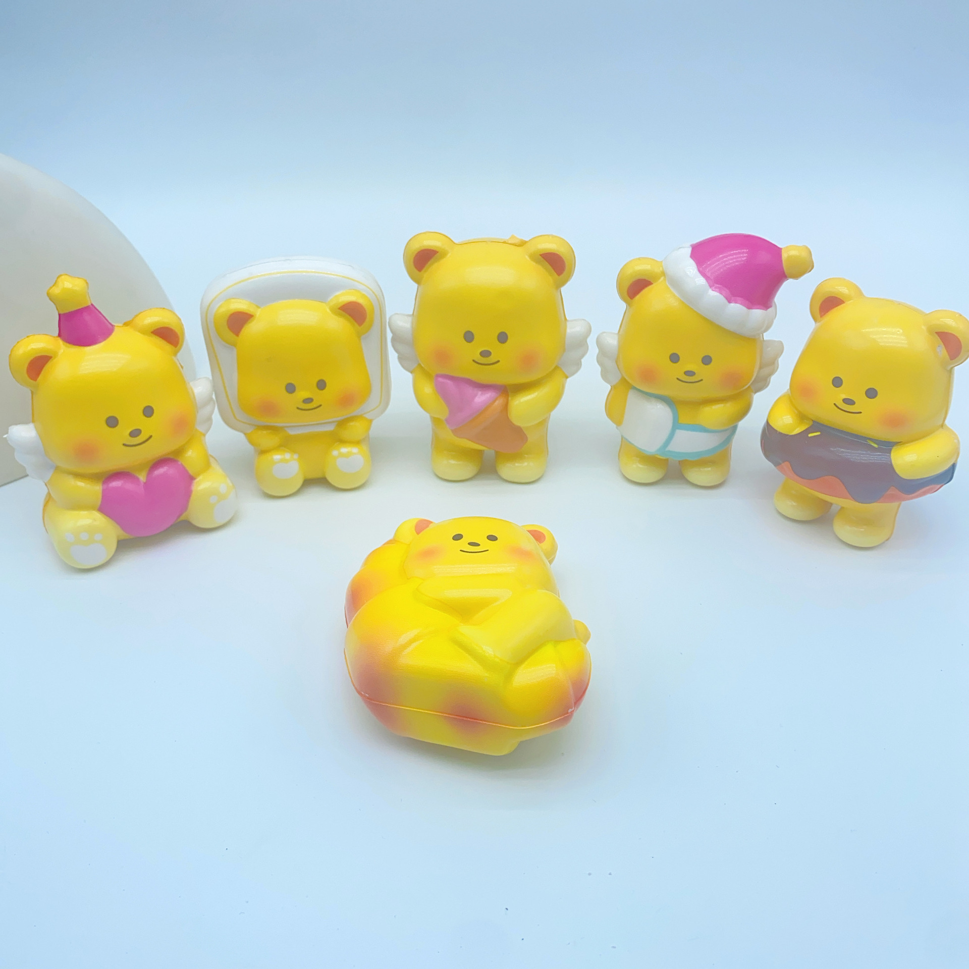 Mantequilla Bear Labbu rebote lento explosión transfronteriza pellizco Le descompresión descarga juguetes hechos a mano mayorista