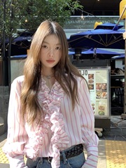 ピンクのストライプvネック長袖シャツ女性春の木の耳元のゆったりとしたシャツ