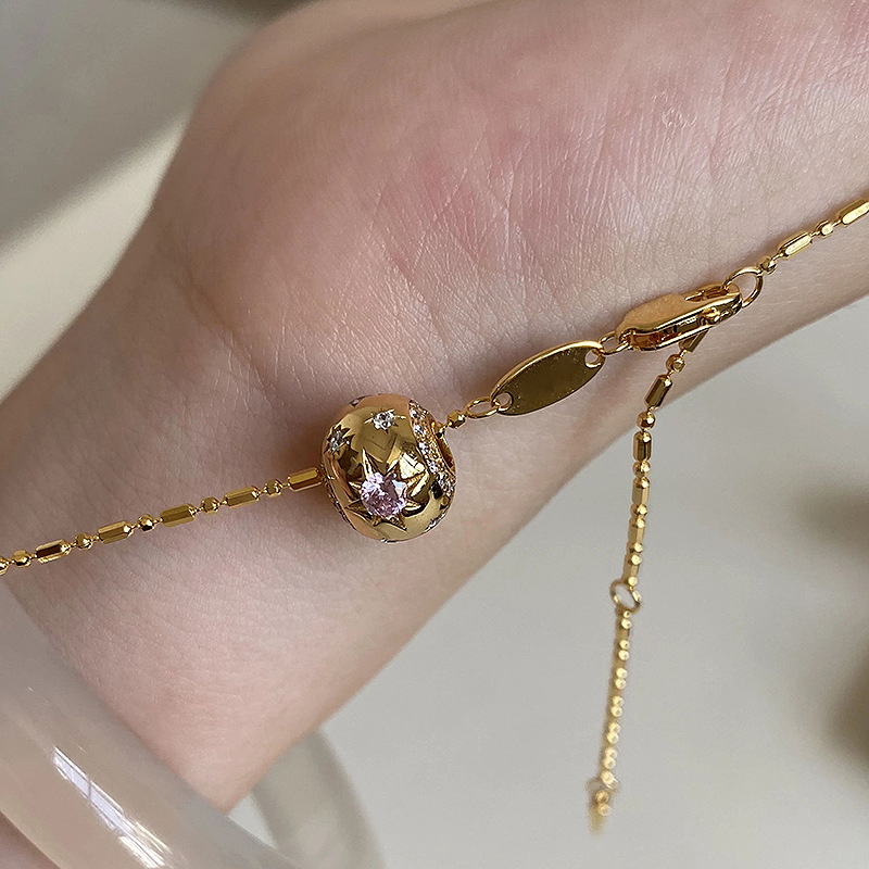Oversized Enamel Flower Bracelet For Women, Chunky Statement Cuff_voghion.com