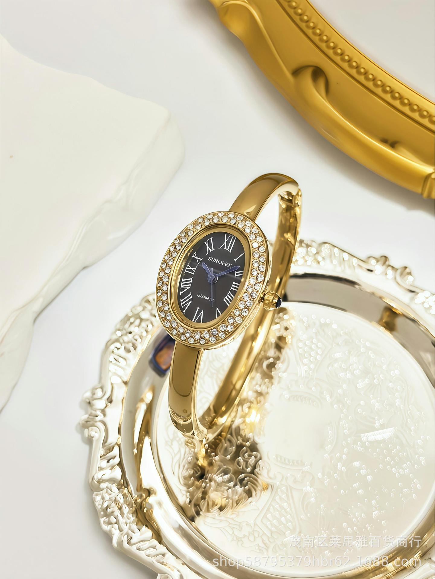 Diamond gold shell black surface