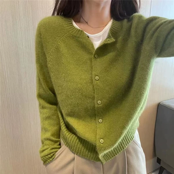 Avocado green