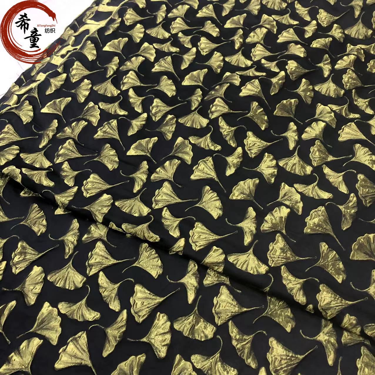 新款色织提花银杏叶几何卡通图案面料女装时尚蓬蓬连衣裙锦涤面料