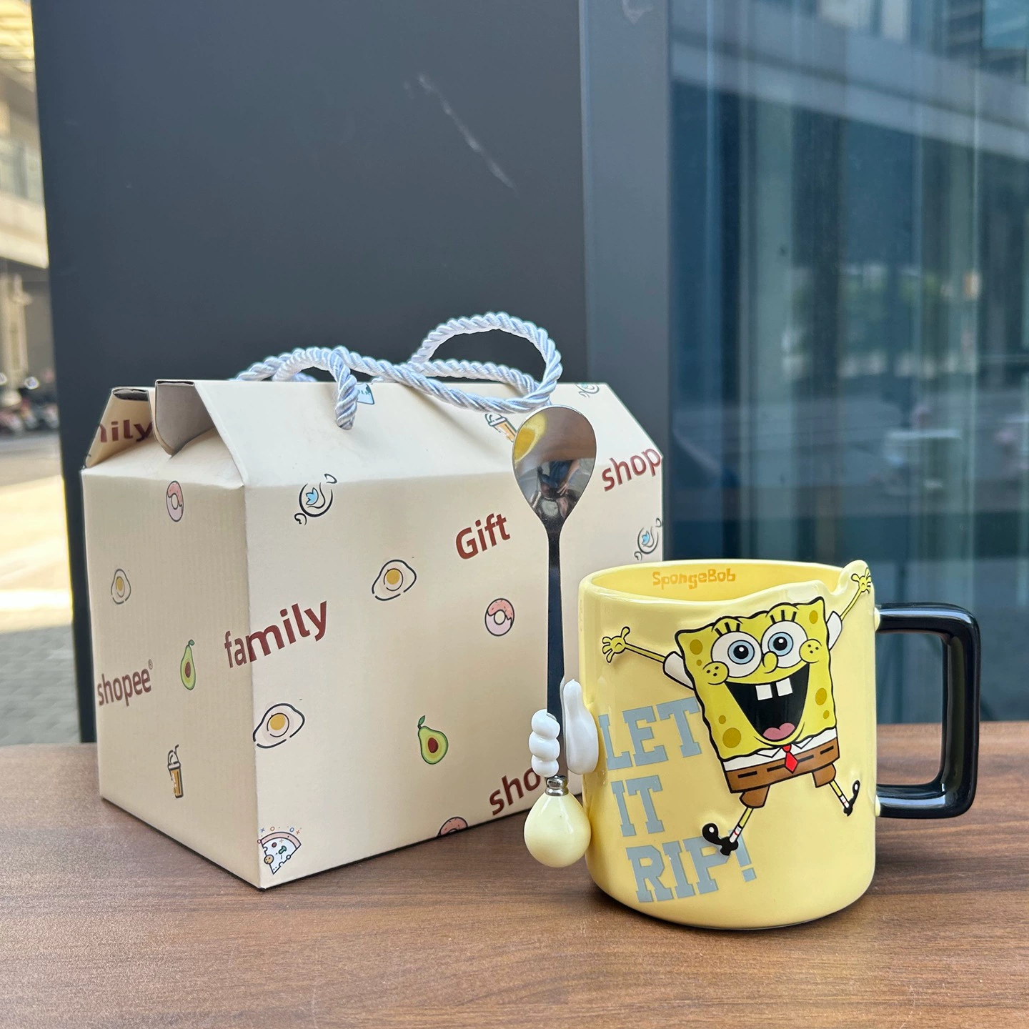 Чаша с SpongeBob SquarePants коллаборативная 520 праздничный подарок лучшему другу и девушке практичный креативный торт подарок коробка кружка