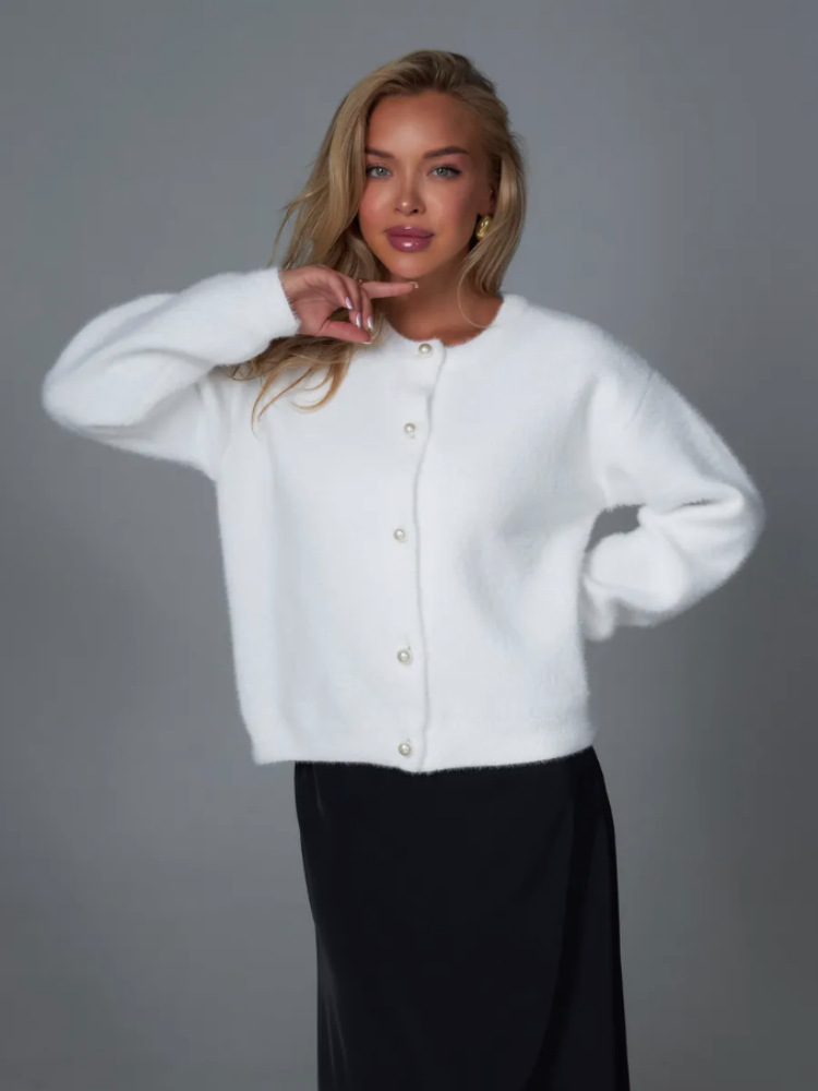 Faux Mink Knit Cardigan – Soft Oversized Button-Up Sweater Coat (One Size, Round Neck, Long Sleeve, Thick & Cozy, White, Perfect For Layering)_voghion.com