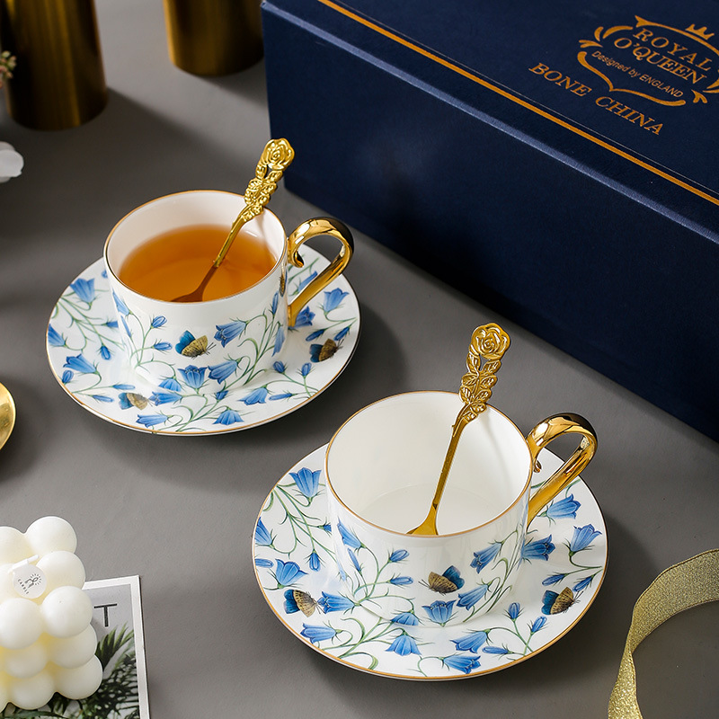 Taza de café de porcelana de hueso de alta gama Inglés estilo pastoral bufete flores de alto valor de la oficina de alto valor de la cara hogar platos de té de la tarde