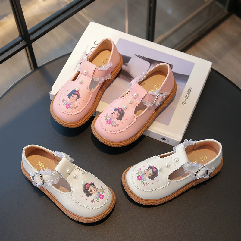 Весна и осень 2024, новые кружевные маленькие кожаные туфли для девочек, студенческие туфли принцессы на мягкой подошве, нескользящая шапочка, детская обувь для малышей