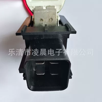 Fan Cadillac CTS 09-14