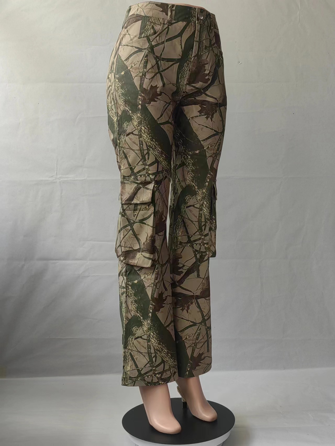 Vêtements pour femmes 2024 nouveau pantalon camouflage sexy ample décontracté à poches zippées_voghion.com