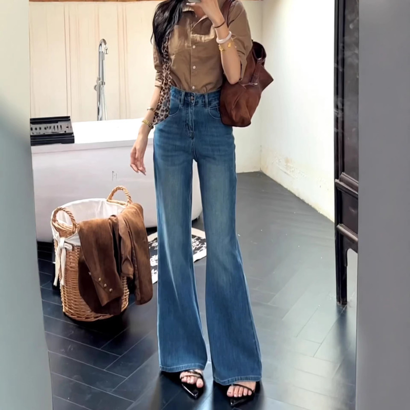 Flared Jeans for Women Early Autumn Blue Stylish Fashion 2025 New Retro High-Waisted Wide-Leg Straight Bell-Bottom Pants Flared Jeans for Women Early Autumn Blue Stylish Fashion 2025 New Retro High-Waisted Wide-Leg Straight Bell-Bottom Pants