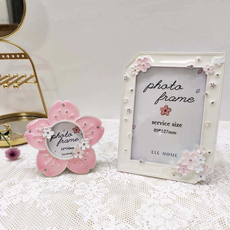 Japanese afternoon tea2 5-inch metal cherry blossom photo frame decoration round couple creative light luxury gift