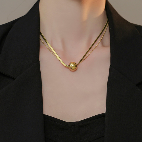 Titanium steel new unique double-layer transfer ball light luxury necklace golden temperament high-end clavicle chain bestie female necklace