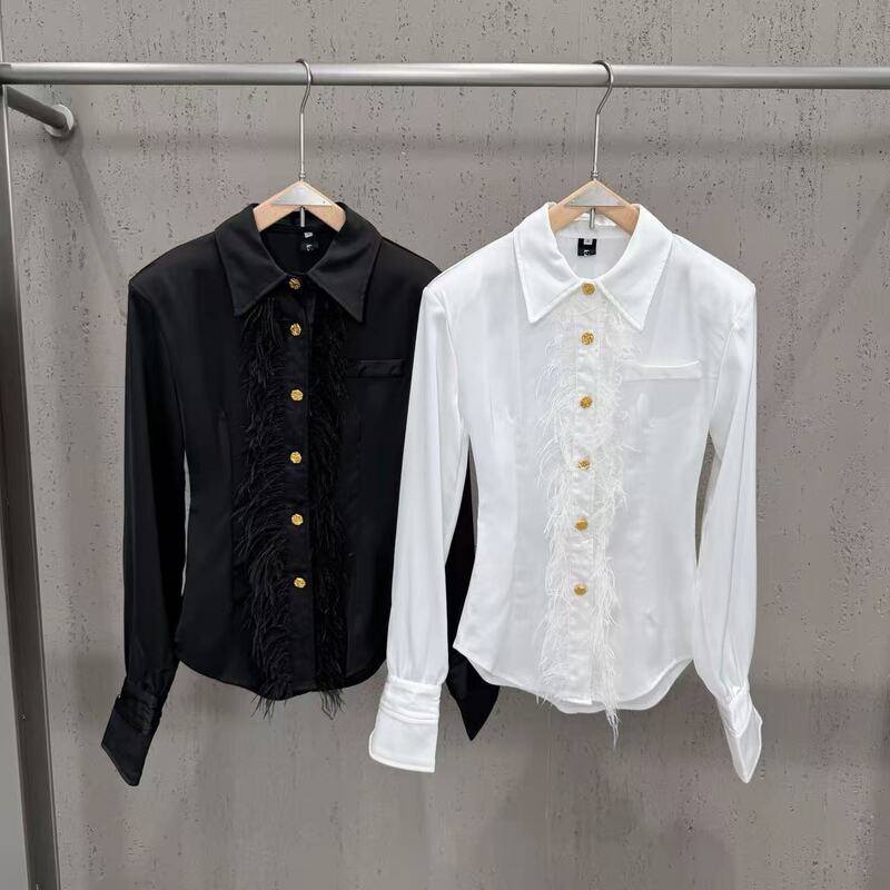 2026 Autumn/Winter Vintage Slim-Fit Feather-Decorated Long-Sleeve Shirt for Women with Gold Buttons, Elegant and Luxurious Outfit for Cross-Border Fashion 2026 Autumn/Winter Vintage Slim-Fit Feather-Decorated Long-Sleeve Shirt for Women with Gold Buttons, Elegant and Luxurious Outfit for Cross-Border Fashion