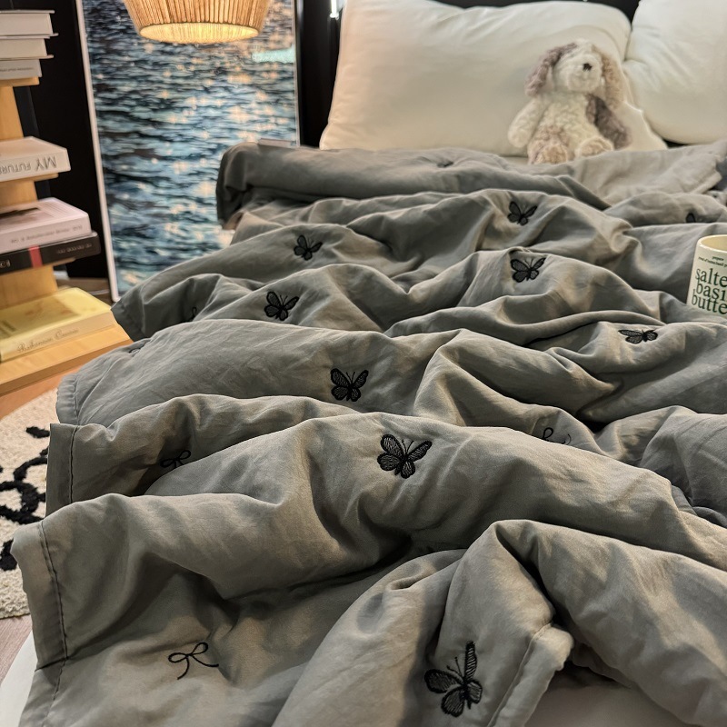 자수 여름 퀼트 - 회색 나비