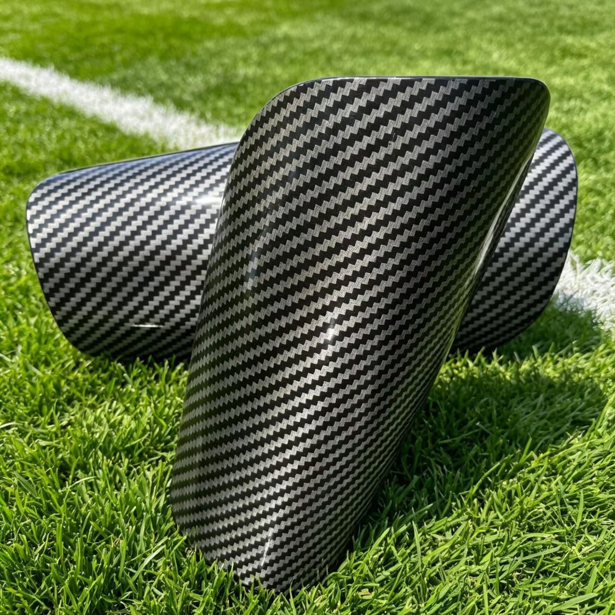 Cross-Border Carbon-Patterned Football Shin Guards, Imitation Carbon Fiber Shin Pads, Football Training Gear, Protective Gear, Shin Protection