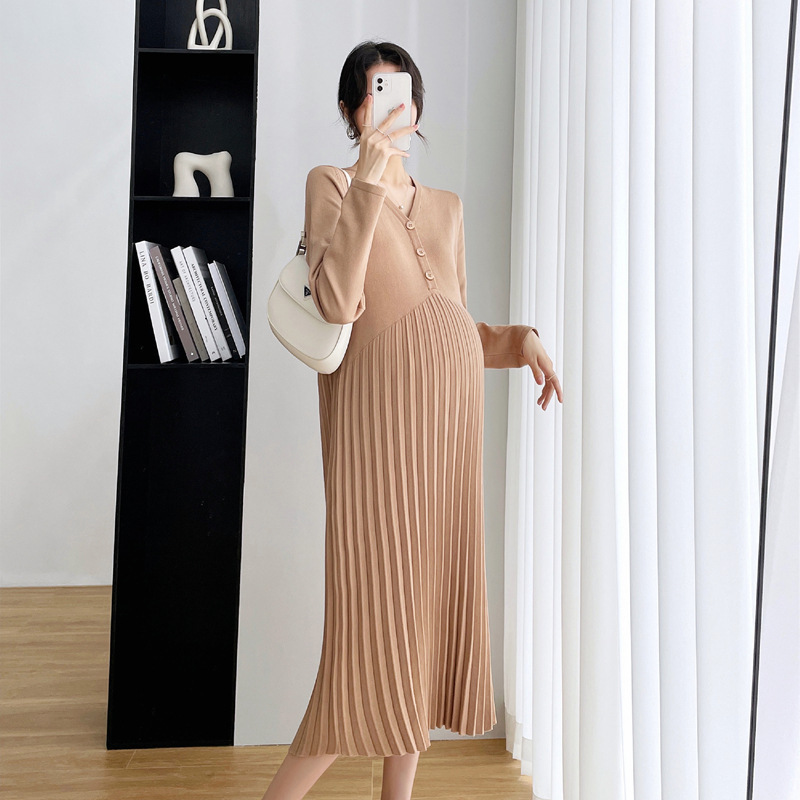 Maternity Dress Autumn and Winter New 2023 Fashion V-Neck Knitted Pleated Mid-Length Over-the-Knee Nursing Sweater