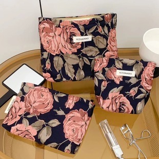 Large Capacity Jacquard Polyester Fabric Skin Care Storage Bag Cosmetic Bag Inner Bag Guofeng Vintage High-end Elegant