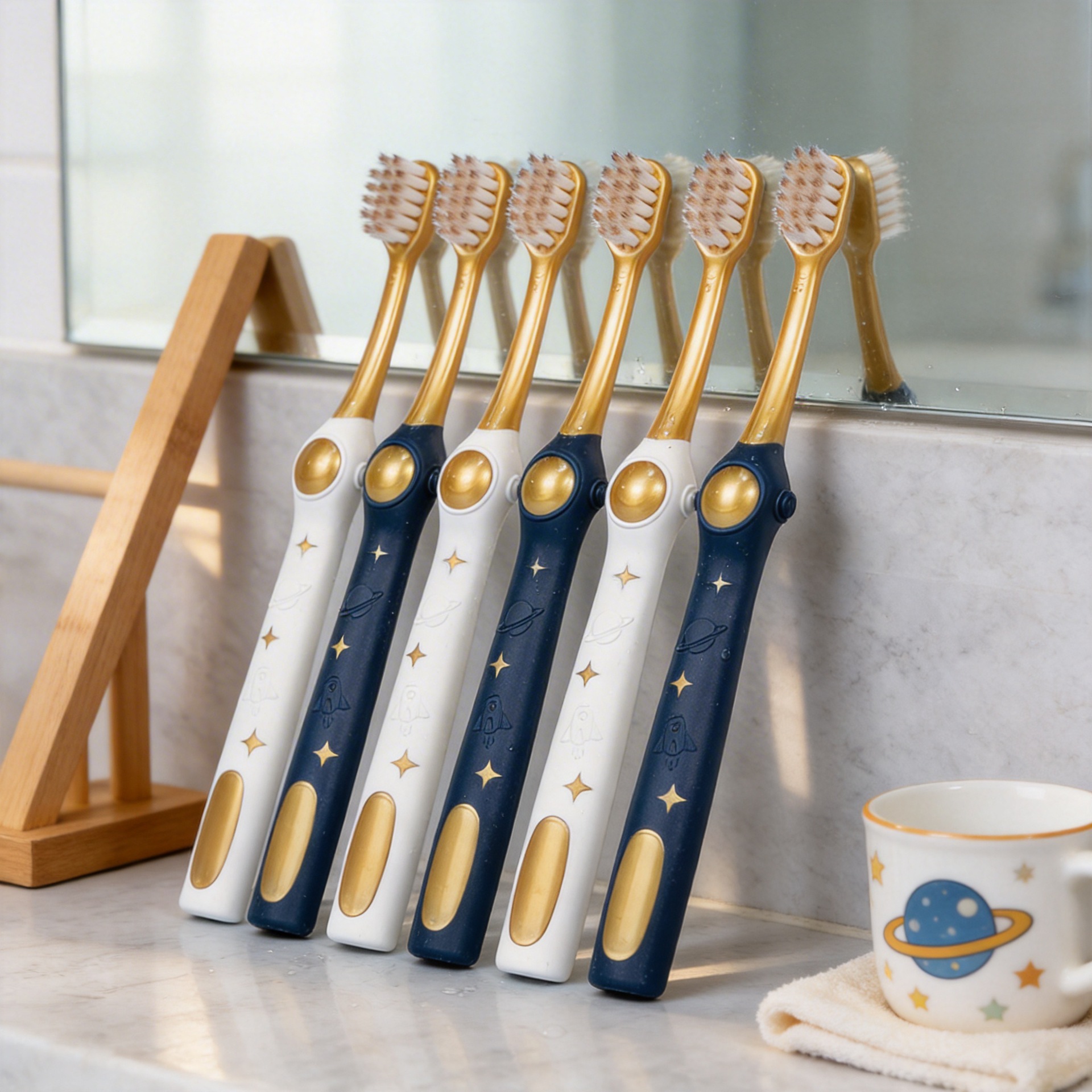 Toothbrush a batch of astronauts 6 Pack wholesale baby small head home children's toothbrush 3-6 years old toothbrush soft hair