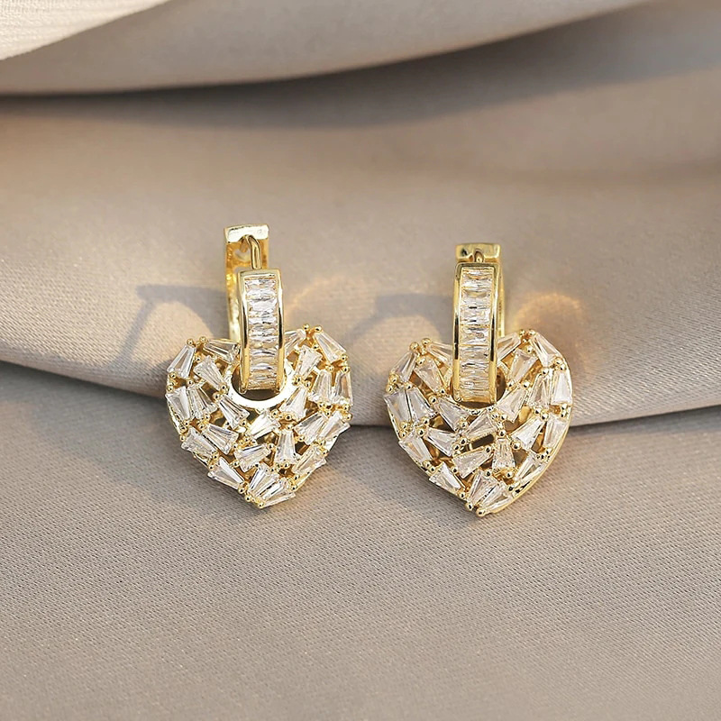 8g Weight Copper Ear Needle Material Zircon Inlay Material Earrings Classification Holiday, Daily Occasion Copper Material Heart Shape Pattern All Seasons Season Women's Gender Casual, Elegant Style Heart Shape Copper Casual Elegant Earrings 9