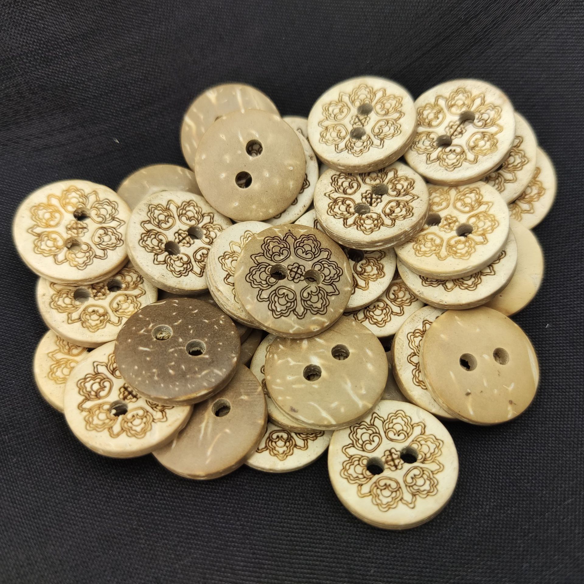 椰壳纽扣 (3).jpg