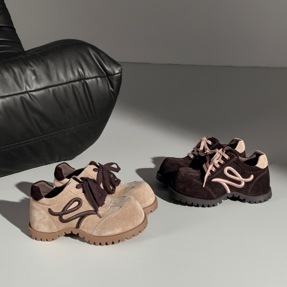 欧洲站女鞋25秋冬时尚撞色系带高丝光牛反绒皮圆头轻厚平底款单鞋