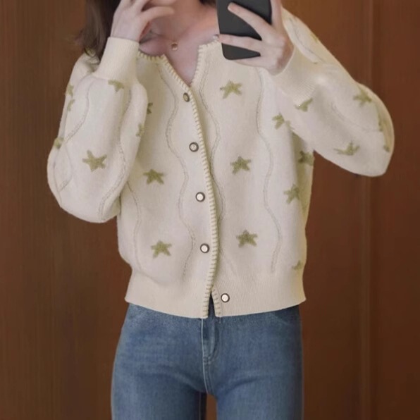 Women's Wool Knit Sweater 2025 Spring and Autumn Puff Sleeve Loose Slimming Cardigan Buttoned Short Long Sleeve Top New Style Women's Wool Knit Sweater 2025 Spring and Autumn Puff Sleeve Loose Slimming Cardigan Buttoned Short Long Sleeve Top New Style
