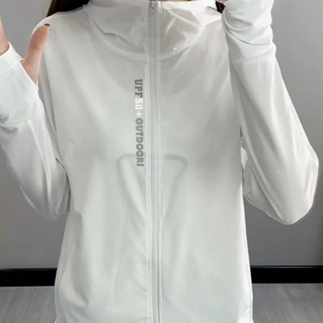 户外防晒衣男女款防紫外线轻薄透气连帽运动风衣夏季速干长袖外套