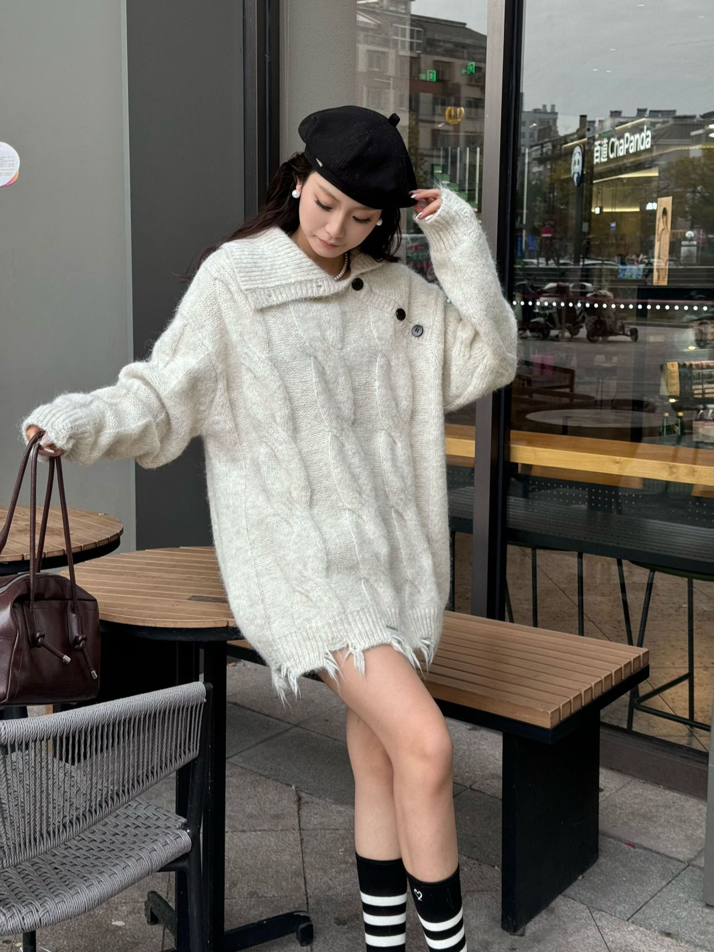 24 invierno Puyuan coreano botón de madera con solapa suéter de color contraste chaqueta de mujer nuevo estilo perezoso estilo de moda explosión
