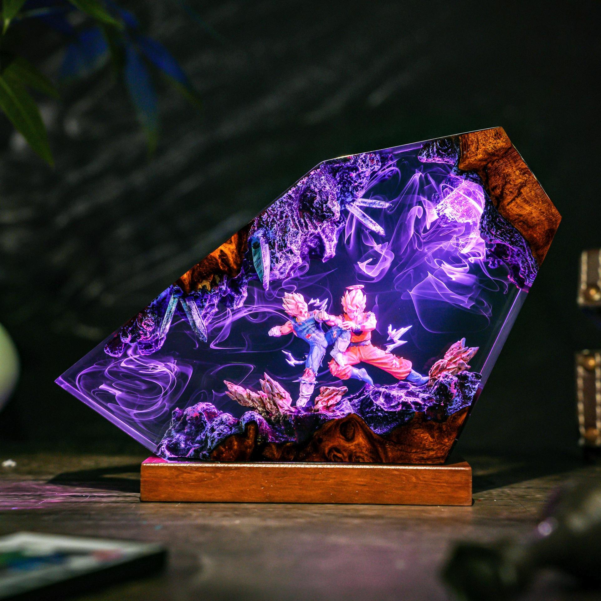 Lámpara de resina explosiva transfronteriza lámpara de resina epoxy hecha a mano Dragon Ball Sun Wukong lámpara de resina mesa de regalo