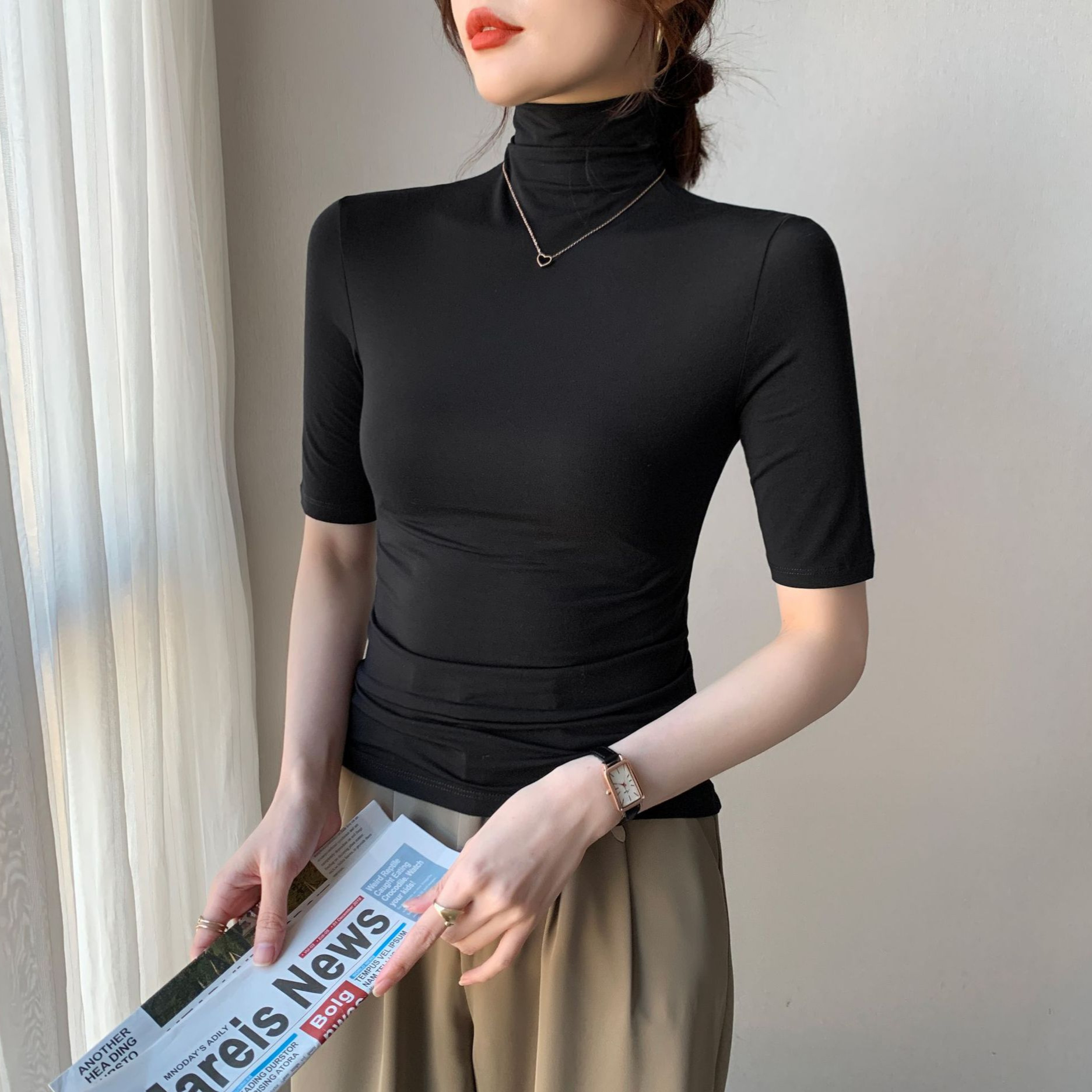 블랙 하이 칼라 미드 슬리브 티셔츠 여성의 2024 년 여름 새로운 모달 슬림 슬리밍 하프 슬리브 베이스 탑