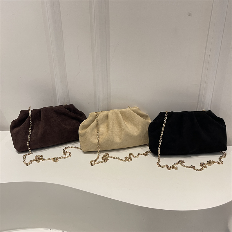 New foreign trade niche design large-capacity cloud bag for women, pleated chain crossbody bag, shoulder and underarm bag