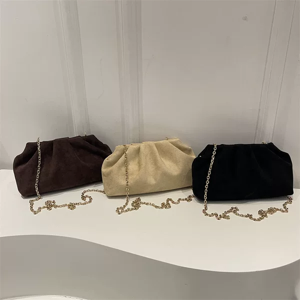 New foreign trade niche design large-capacity cloud bag for women, pleated chain crossbody bag, shoulder and underarm bag