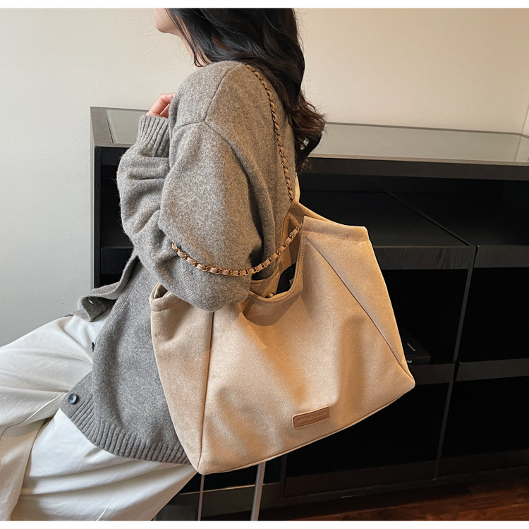 Suede Effect Chain Strap Slouchy Tote Bag 21