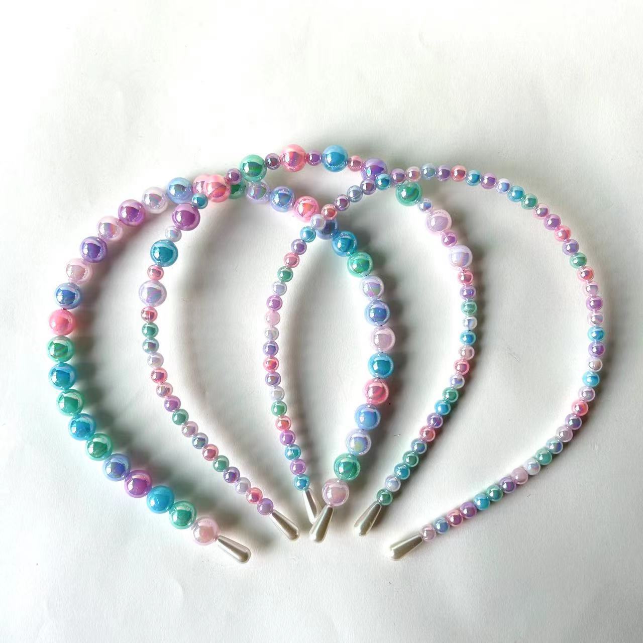 1 Piece Quantity Daily Occasion Cute Sweet Simple Style Women's Colorful Beaded Hair Clip Hair Band