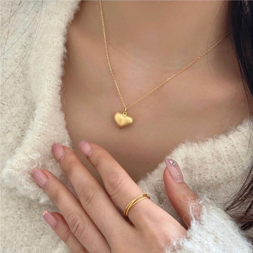 12g Weight Pendant Necklace Classification 1 Pair Quantity Daily Occasion 925 Sterling Silver Material Heart Shape Pattern Women'S Gender Simple Style Style 925 Sterling Silver Heart Shape Pendant Necklace 5