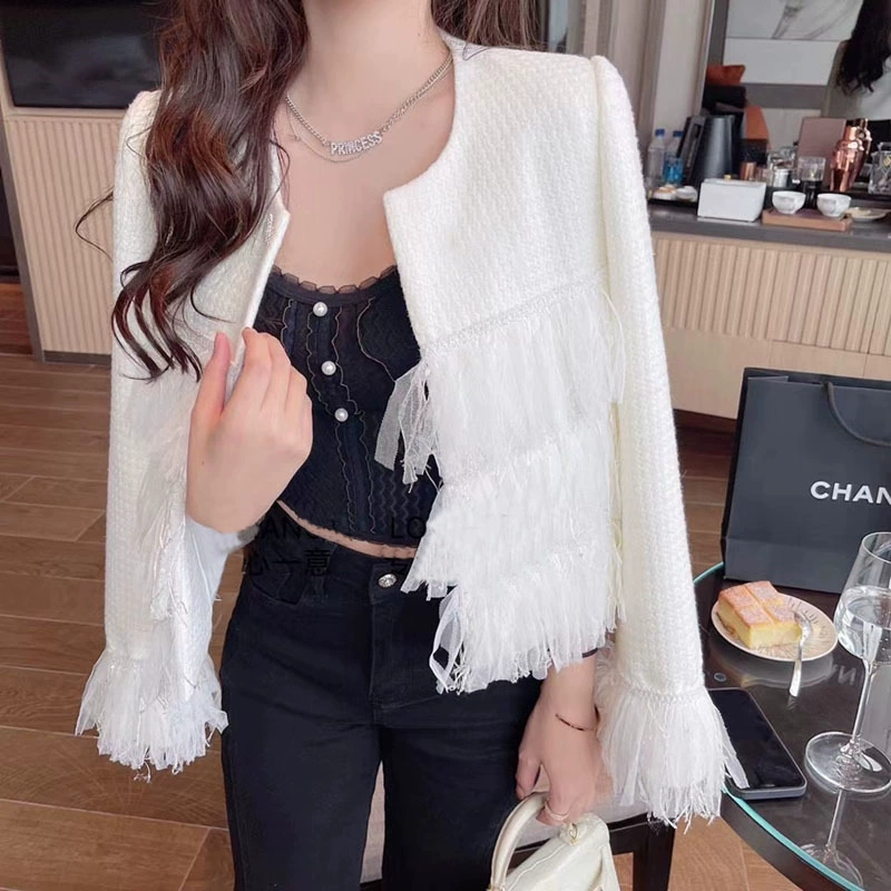 Осеннее пальто, жакет, белая водолазка с круглым воротником, стиль Chanel