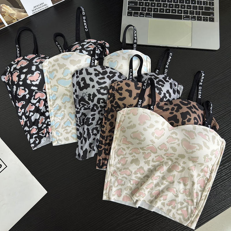 2024 Milk Leather Leopard Print Ice Silk Sling Beautiful Back Sexy No Steel Ring Wrapping Chest No Mark Gathering Sling Underwear suit 2024 Milk Leather Leopard Print Ice Silk Sling Beautiful Back Sexy No Steel Ring Wrapping Chest No Mark Gathering Sling Underwear suit
