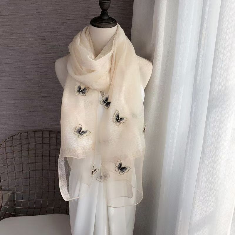 秋と冬の韓国シルクスカーフ女性用模擬シルクファッション立体蝶刺繍薄いガーゼスカーフ母親のギフト|undefined