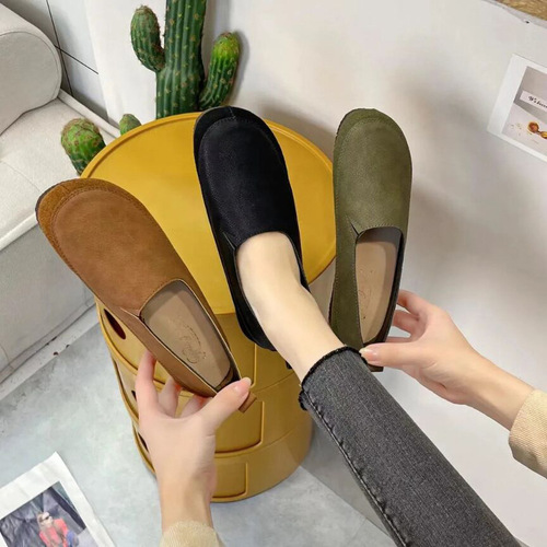 Spring New Bean Bean Shoes for Women  Casual Flat Non-slip Lightweight Fashion Sandpaper Mother's Shoes Handmade Women's Shoes