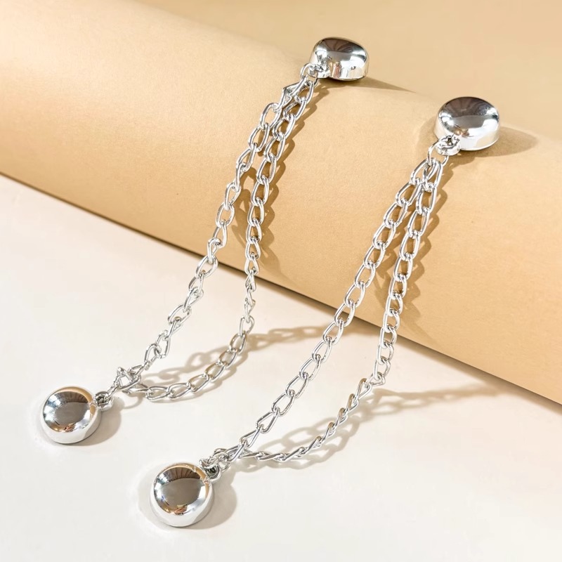 Esquina de la camiseta, peldaño apretado, artefacto corto, botones de nudos, mangas fijas, pantalones fijos, pies, cadena anti-flip, botones de succión magnéticos