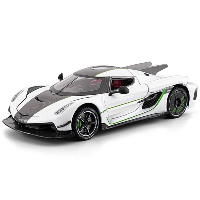 1: 24 Koenigsegg coche deportivo aleación modelo de coche adornos juguetes para niños modelo de simulación de luces al por mayor