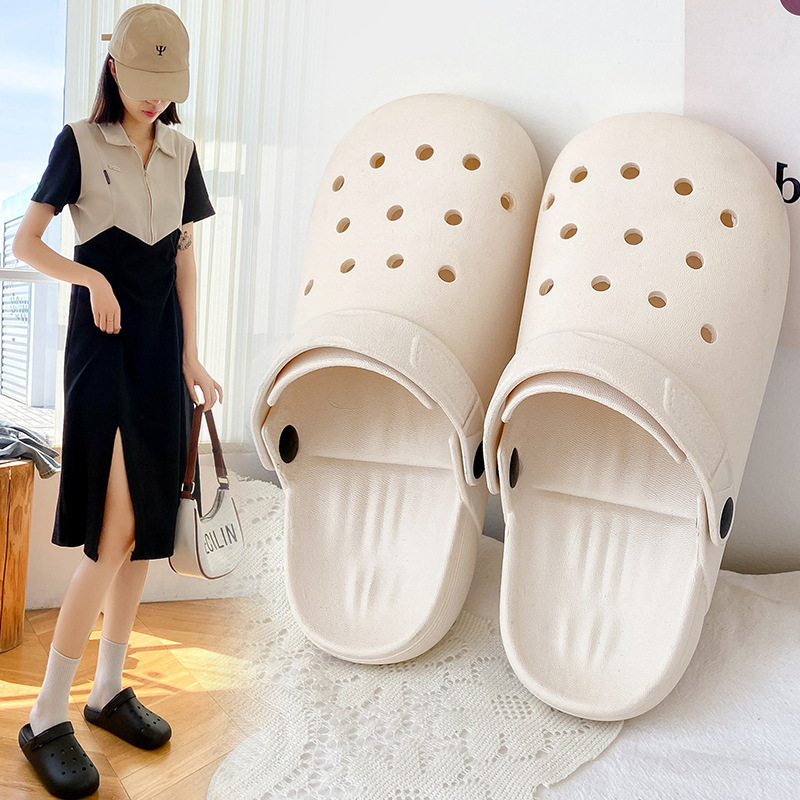 New Hole Shoes Female Medical Nurse Summer diy Thick-soled Breathable Outer Wear Women's ins Style Baotou Sliding Sandals