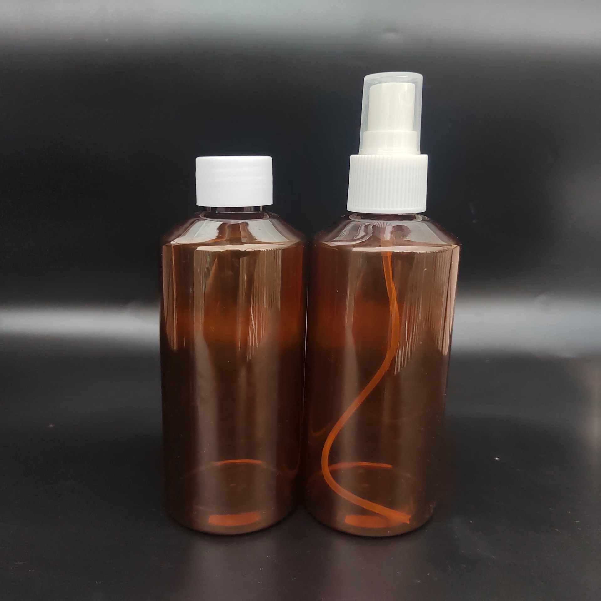 200ml斜肩棕色塑料细雾喷雾瓶爽肤水化妆水分装瓶保湿便携