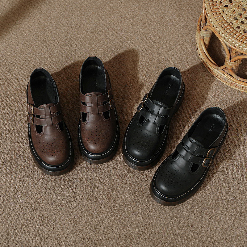 British Style Black Leather Shoes ~ Autumn and Winter New Thick-Soled Platform Dr Martin Shoes Preppy Carved Brogue Shoes