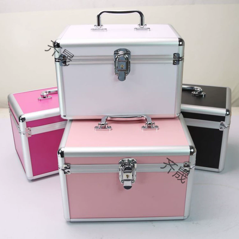 Metal handheld storage box for eyelashes for manicure