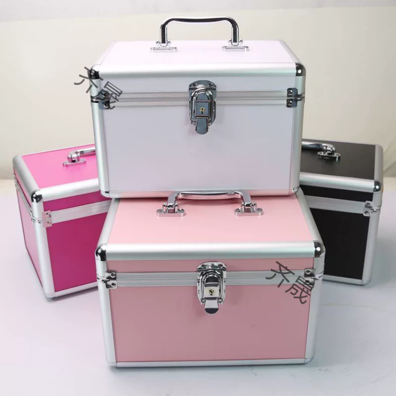 Metal handheld storage box for eyelashes for manicure