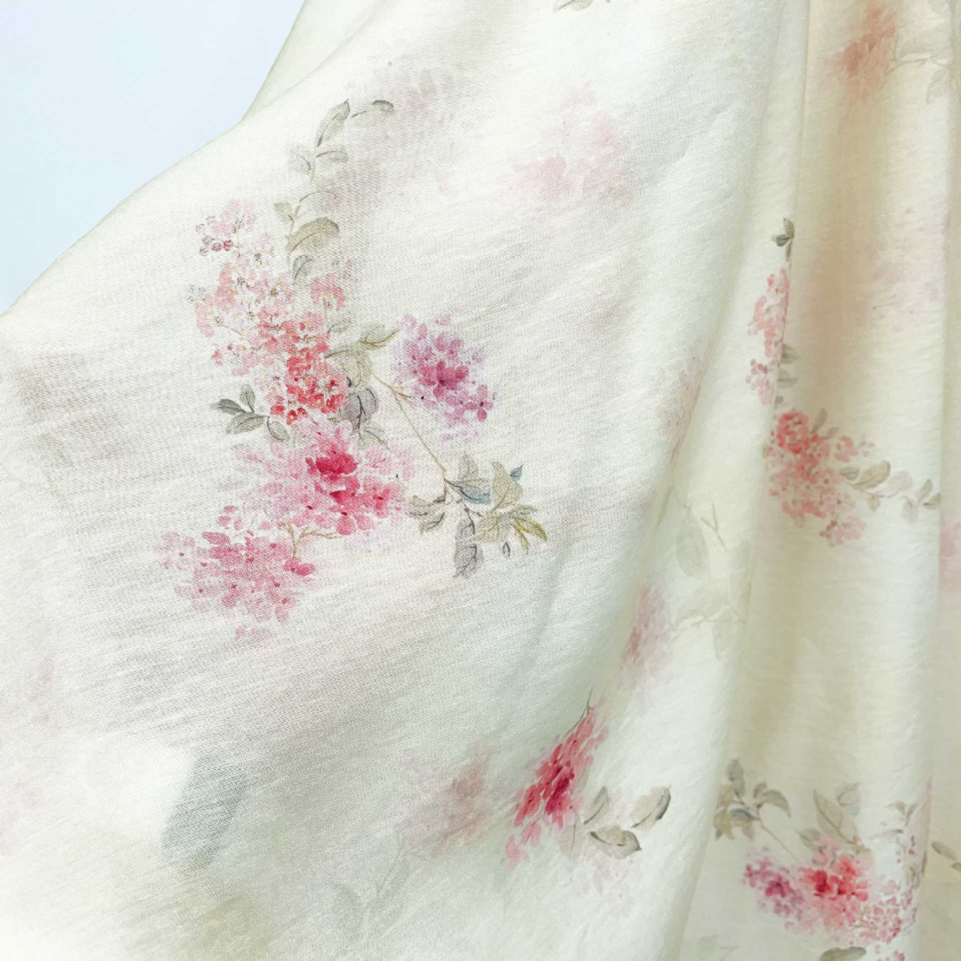 田园花卉现货天丝印花柔和浪漫数码印花面料