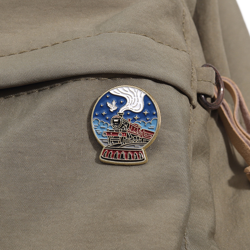 Cartoon Style Pin Crystal Ball Zinc Alloy Stoving Varnish Unisex Brooches display picture 3